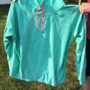 Lukka pullover hoodie size 2XL XXL